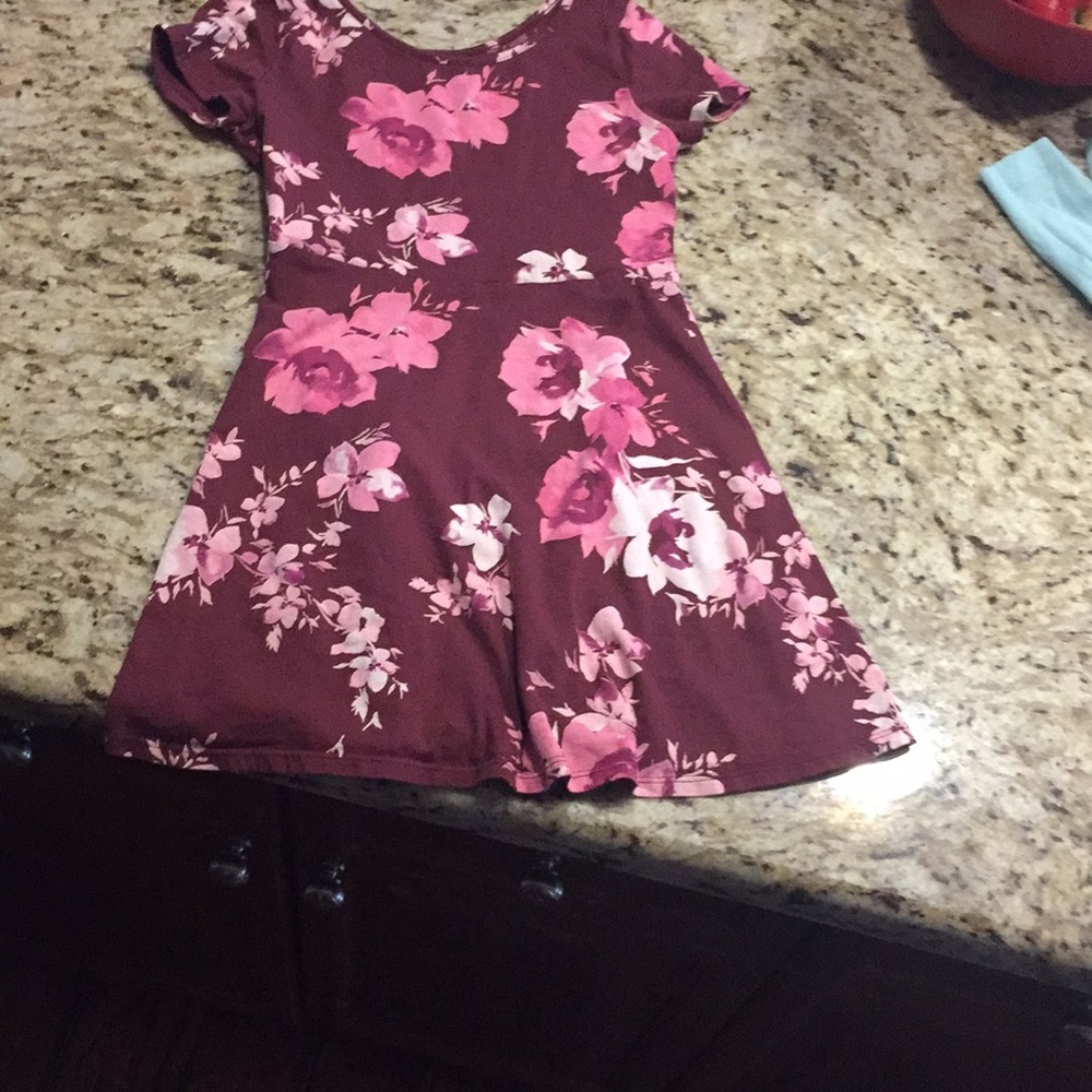 Girls sundress floral.